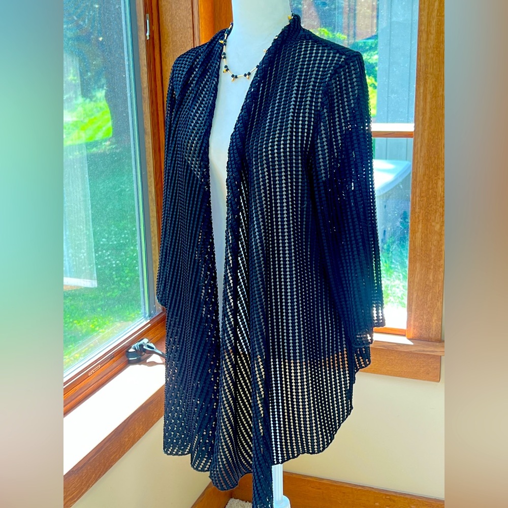 NWT Chico's Travelers 🖤 Collection Mesh cardigan Coverup  Black Sheer Size 2 L